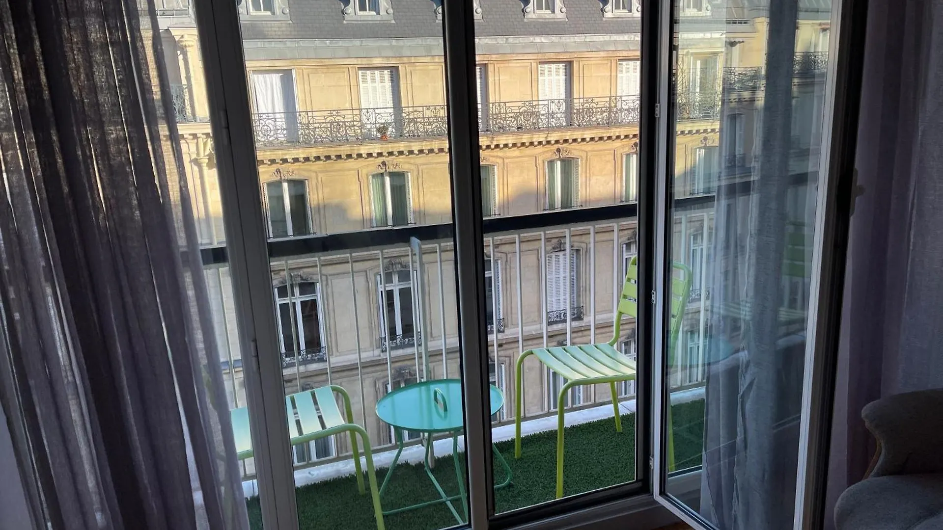 Apartment Triangle D Or Champs Elysees Paris