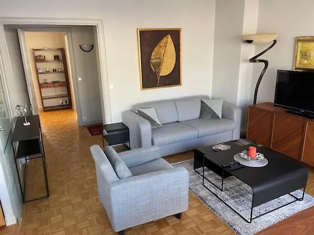 Apartment Triangle D Or Champs Elysees Paris