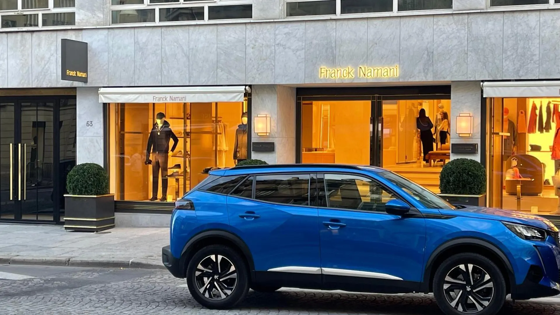 アパート Triangle D Or Champs Elysees パリ フランス