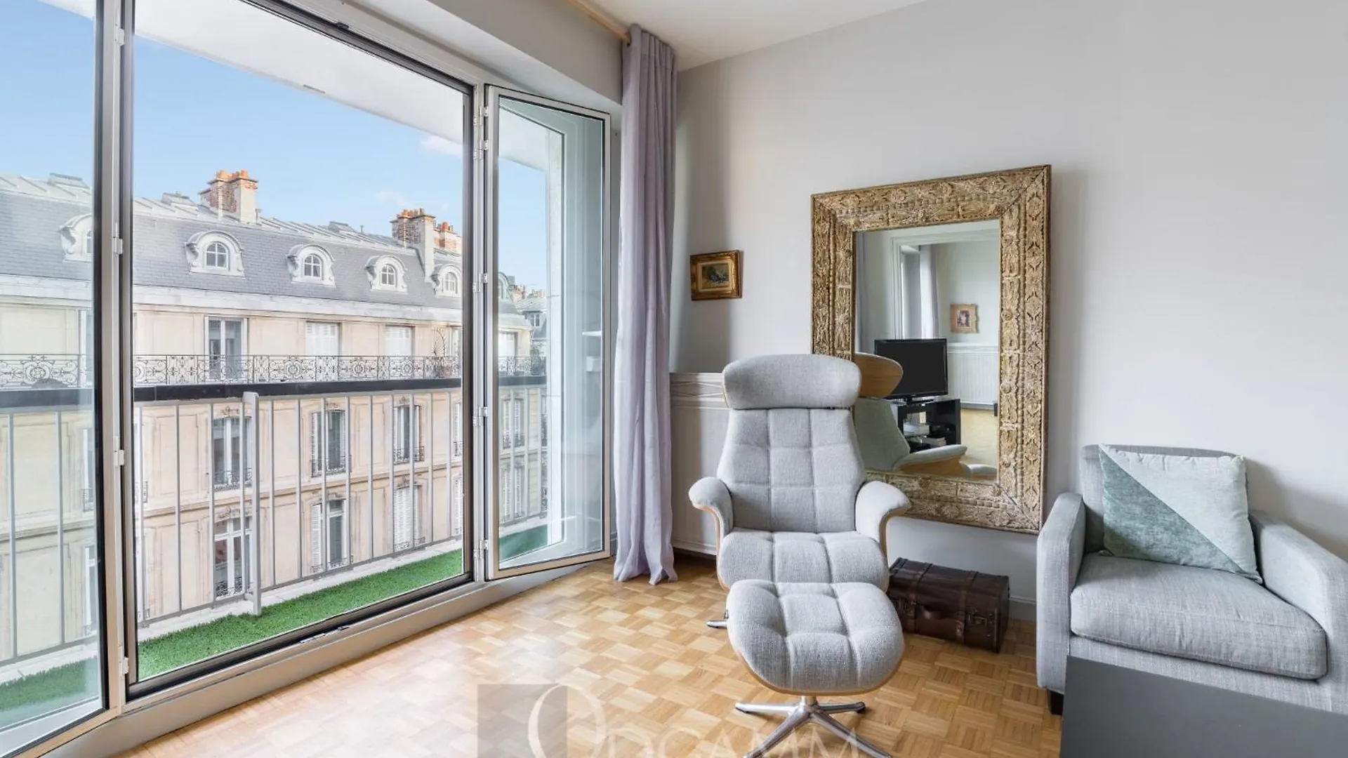 Apartment Triangle D Or Champs Elysees Paris